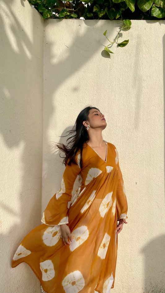 Adheera Kurta